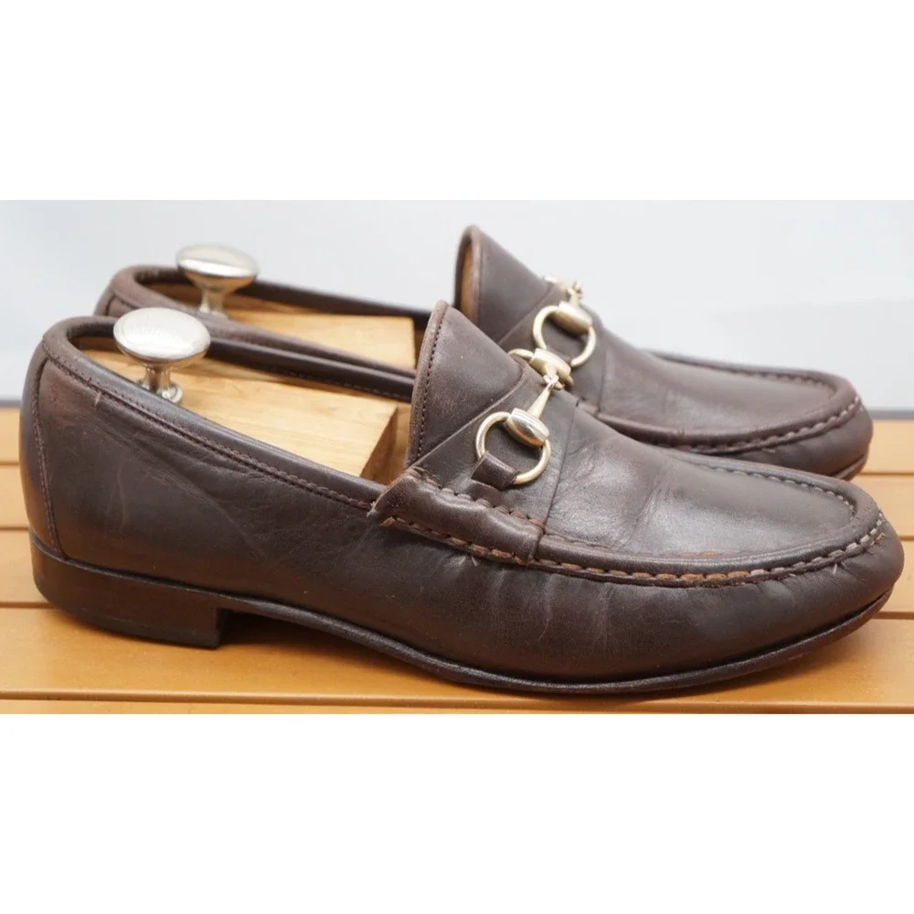 $1090 GUCCI men's leather horsebit loafers w/gold bit - dark brown - US 9.5 D